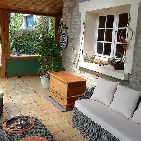 Holiday home Holiday Chantal *